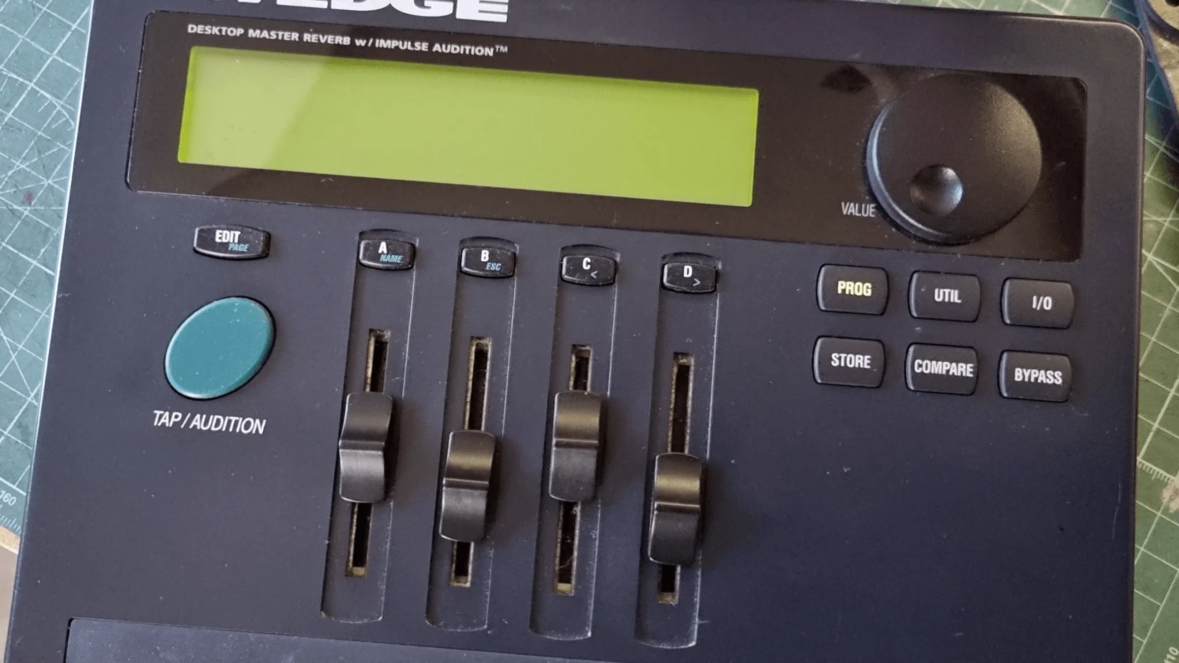 Powered up but no display. It needs AC